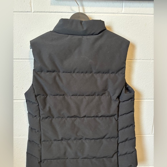 Canada Goose Black Vest - Picture 3 of 9